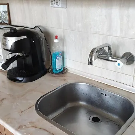 Apartment Cosy 1 Bedroom Close To Shops And Center
